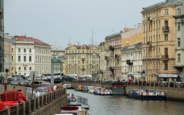 В Санкт-Петербурге почти остановились продажи апартаментов